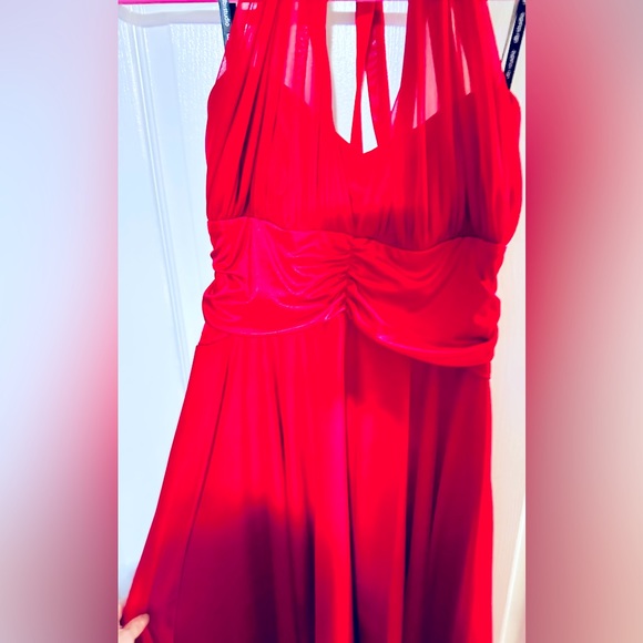 DB Collection bridesmaid dress - Picture 3 of 5